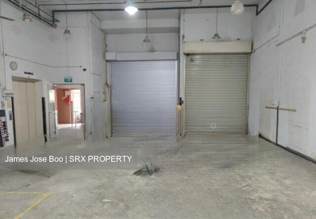 Cheap Kaki Bukit B2 | Level 2 warehouse | high ceiling (D14), Factory #530799151